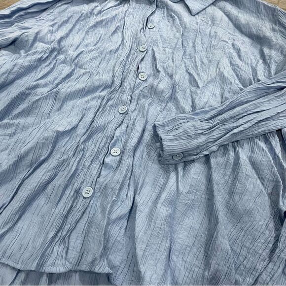 Boohoo Crinkle Relaxed Fit Shirt 10 Button Up Shirt - Picture 2 of 5